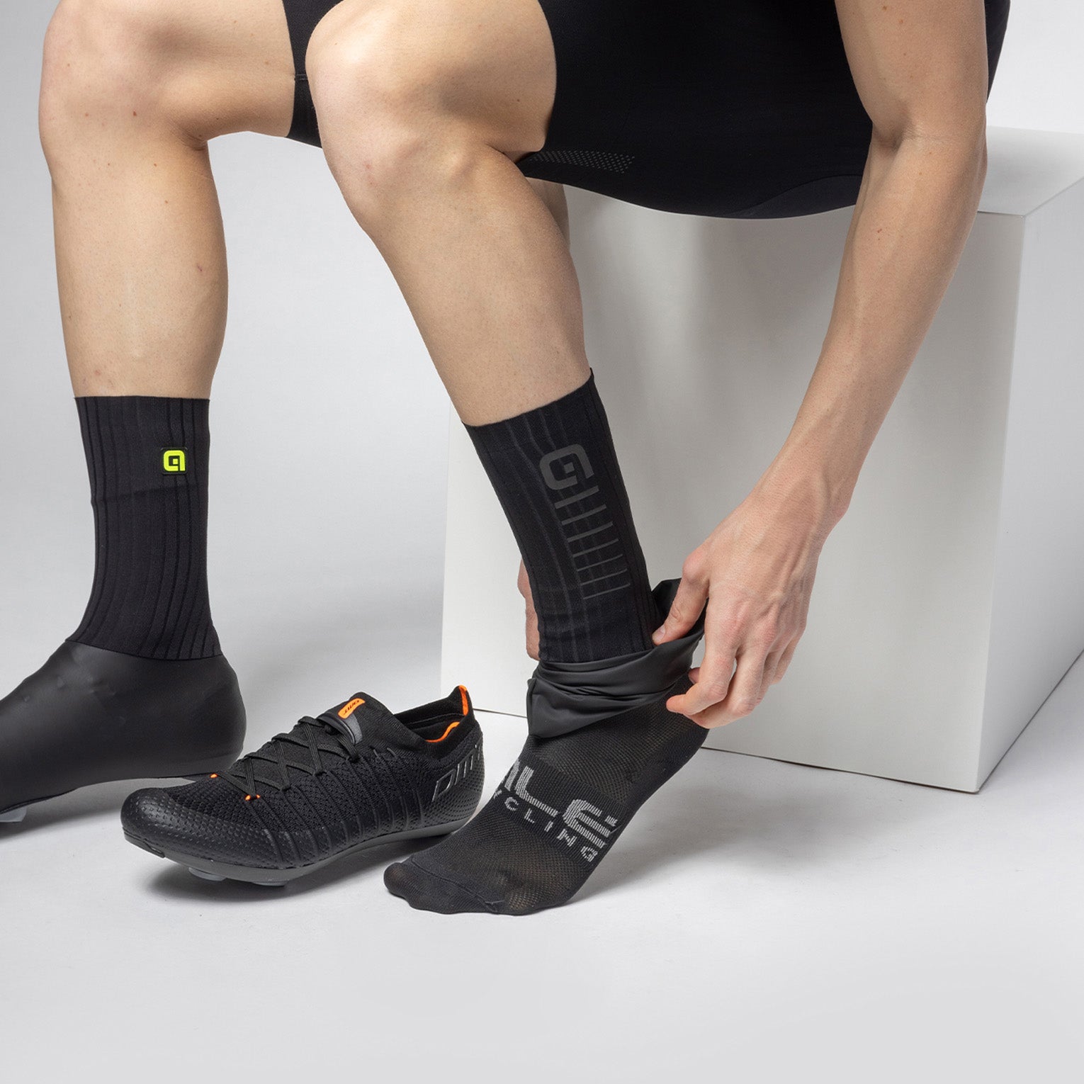al-cycling-copriscarpe-unisex-whizzy-winter-copriscarpe-invernali-aerodinamici image 1
