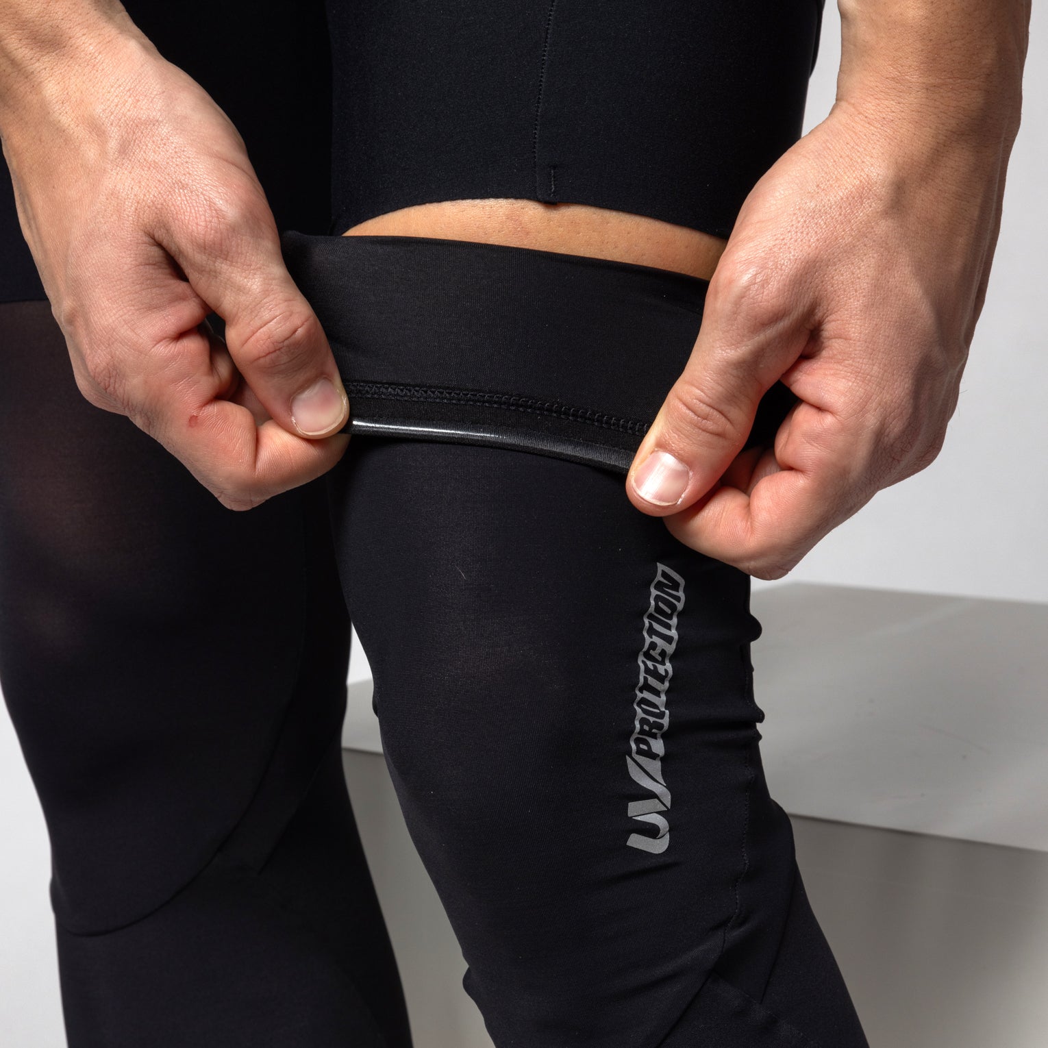 al-cycling-copriginocchia-estivo-unisex-ginocchiere-tecniche-ultra-leggere image 2