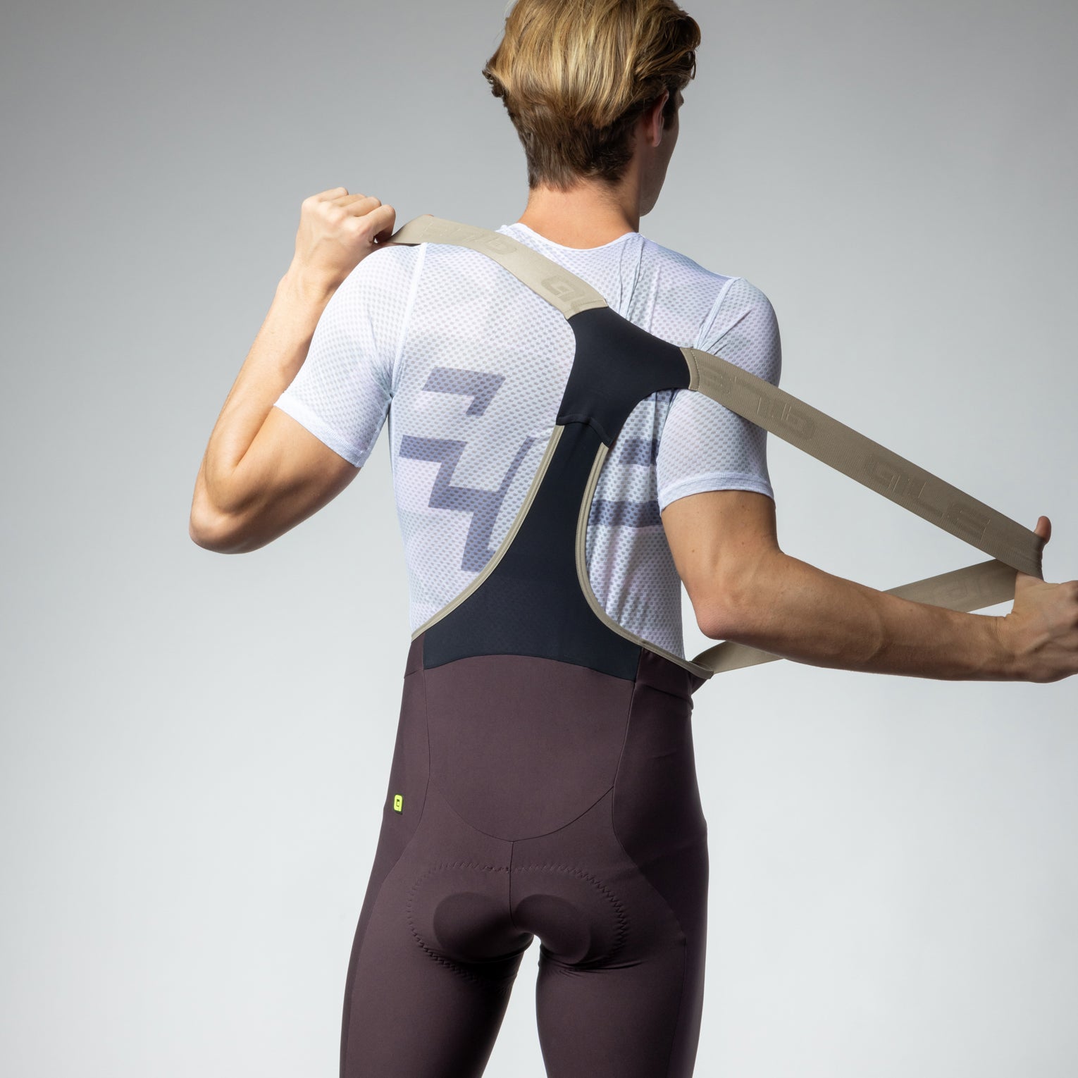 al-cycling-master-2-0-pantaloncino-con-bretelle-uomo-salopette-estiva-in-tessuto image 3