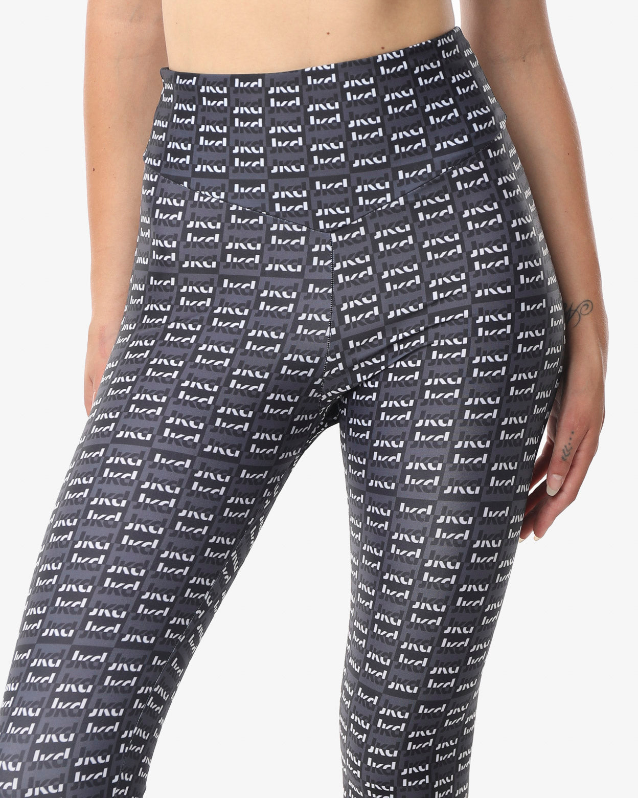 jaked-leggings-actiwear-banner image 3