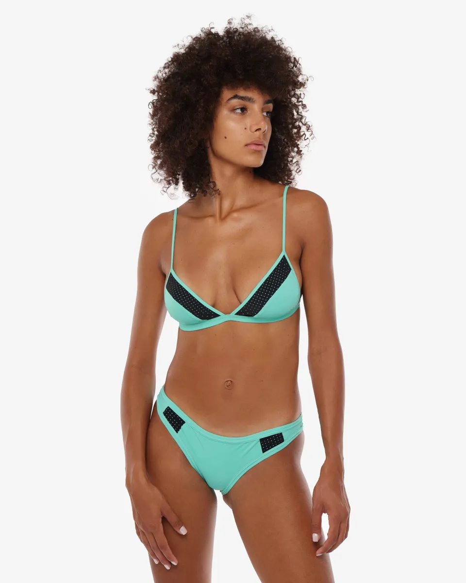 jaked-triangolo-miami-top-bikini-donna-con-inserto-in-tessuto-microforato-lasera image 1