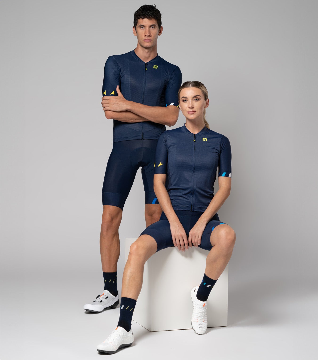al-cycling-maglia-a-maniche-corte-unisex-uec-blu-marino-jersey-performance-capsu image 3