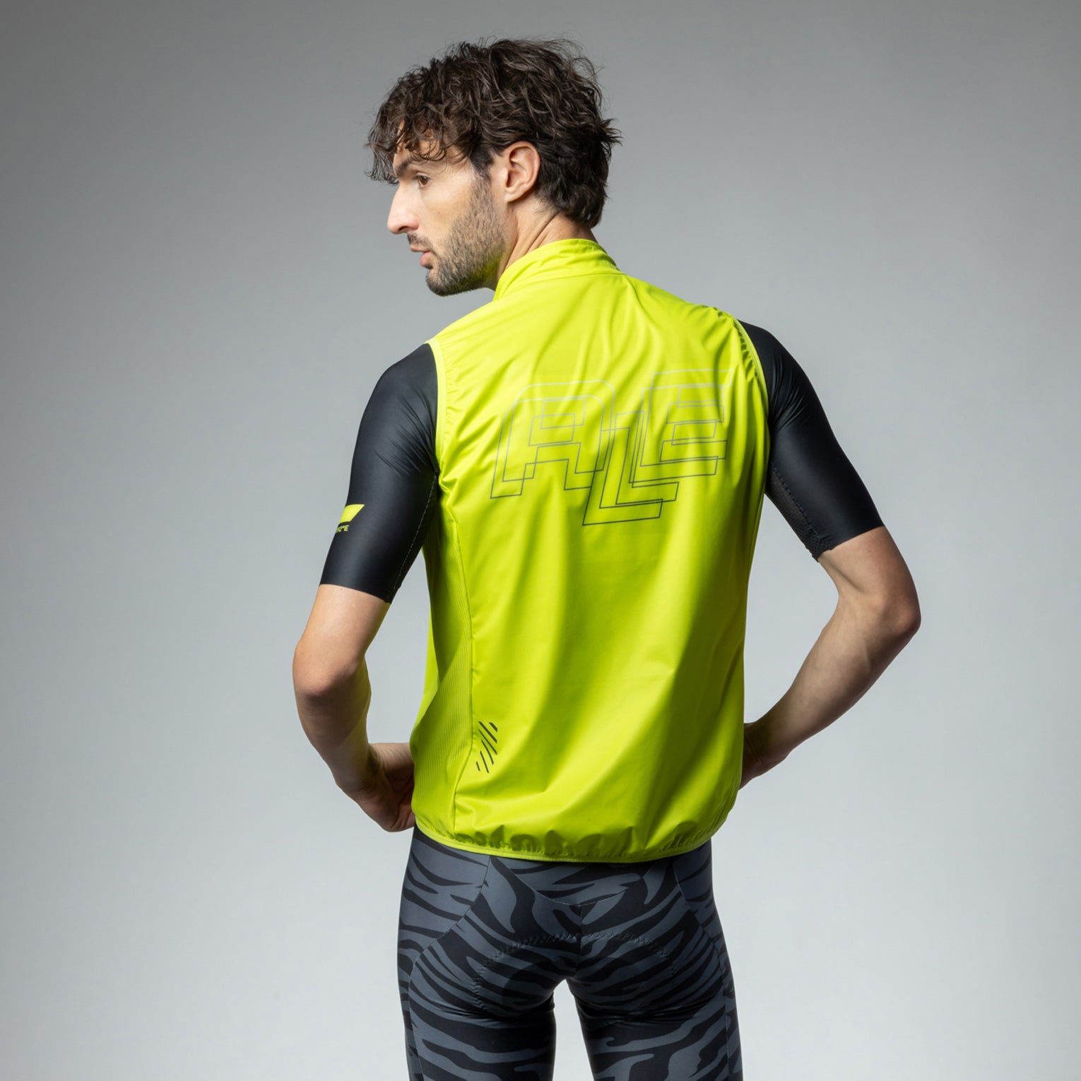 al-cycling-sauvage-gilet-uomo-antivento-antipioggia-traspirante-con-membrana-win image 3