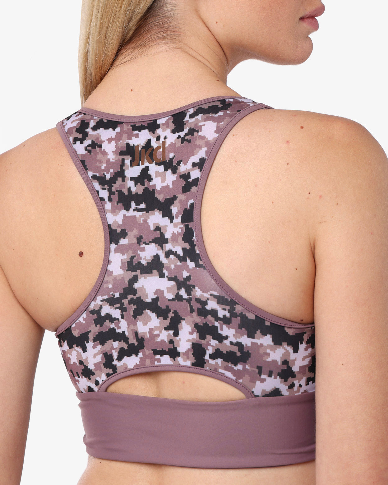 jaked-camou-top-spallina-larga-activewear-donna-design-mimetico-collezione-co image 3
