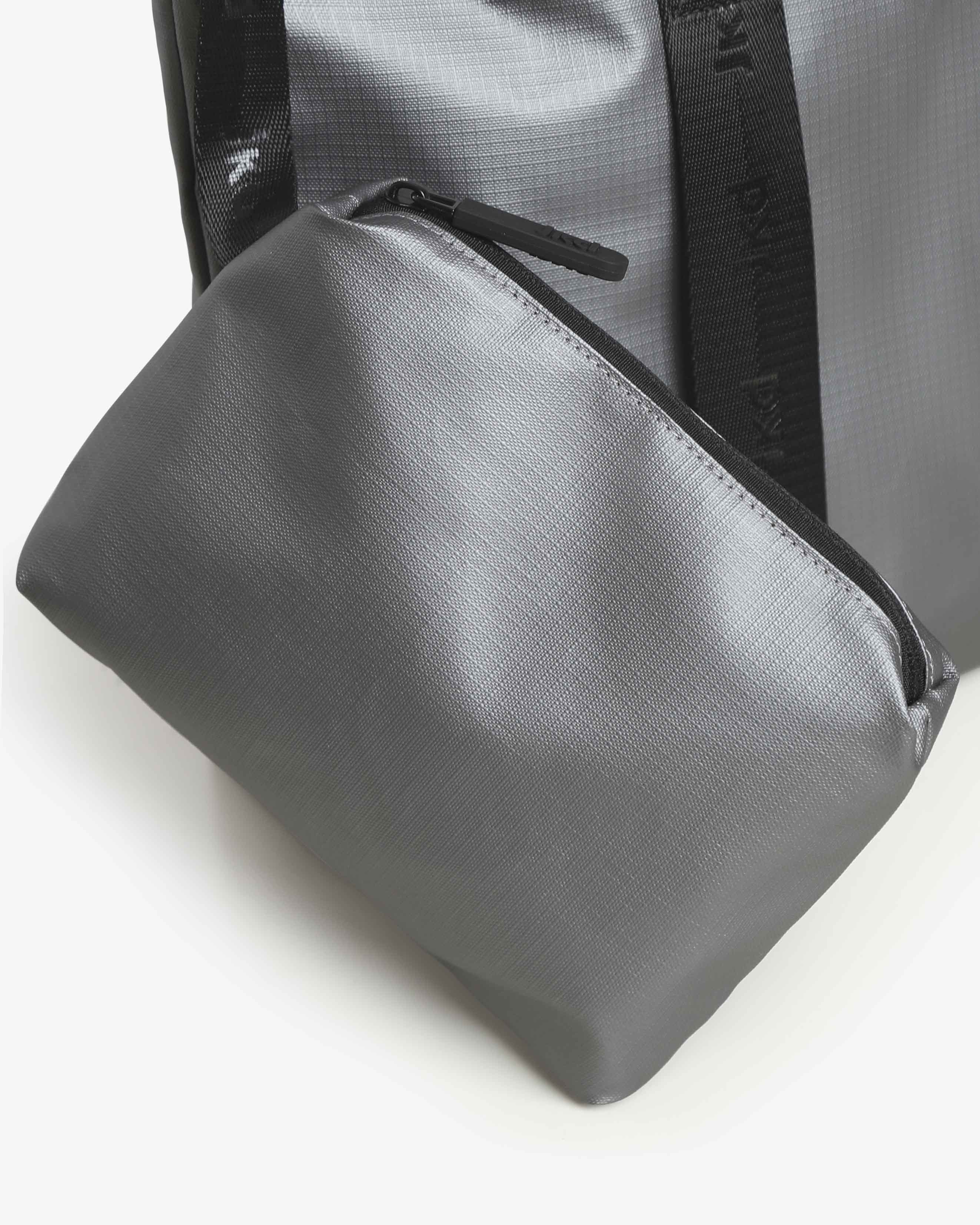 shopping-cross-jaked-borsa-a-tracolla-tessuto-tecnico-cuciture-rinforzate-unisex image 6