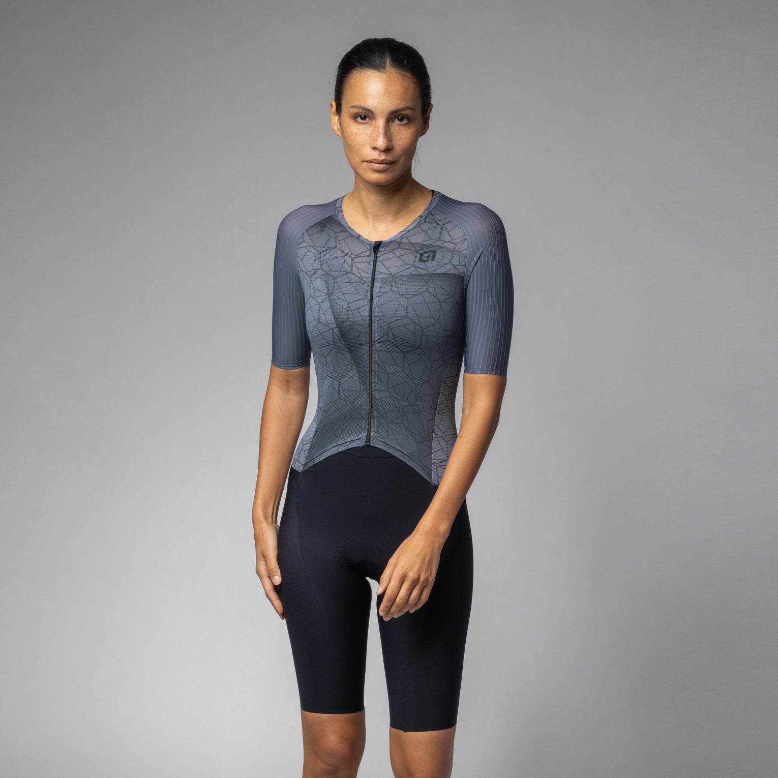 al-cycling-body-con-cerniera-frontale-donna-beyond-body-triathlon-graphene image 8