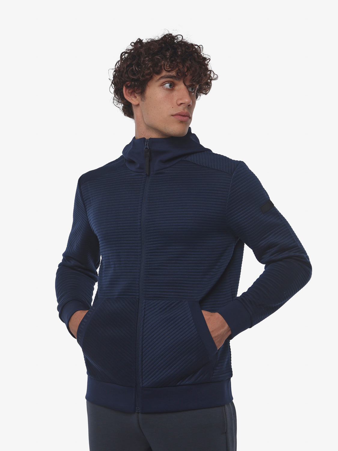 jaked-felpa-volume-con-cappuccio-doppio-tessuto-tasche-con-zip-e-zip-centrale image 2