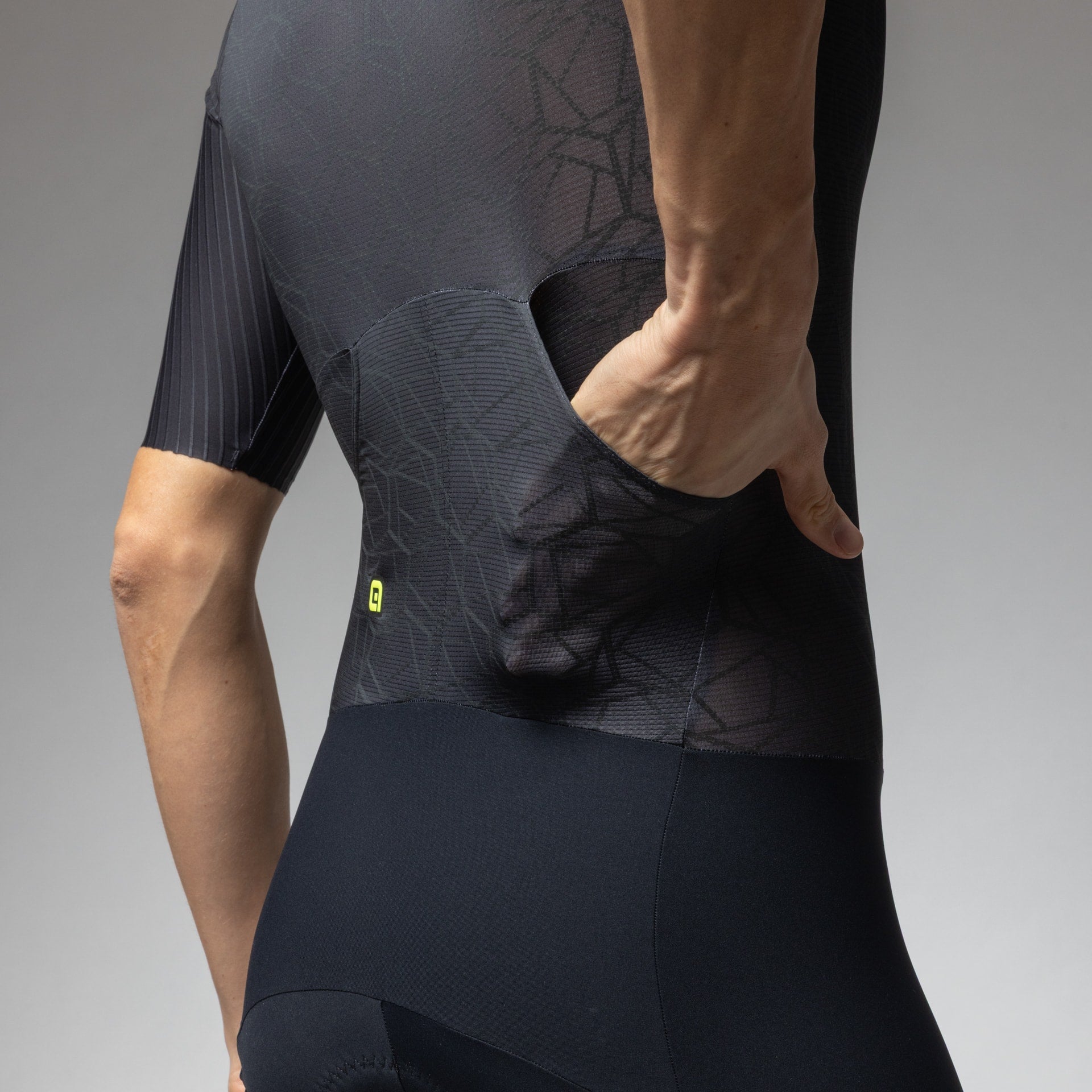 al-cycling-body-con-cerniera-frontale-uomo-focus-body-triathlon-graphene image 4