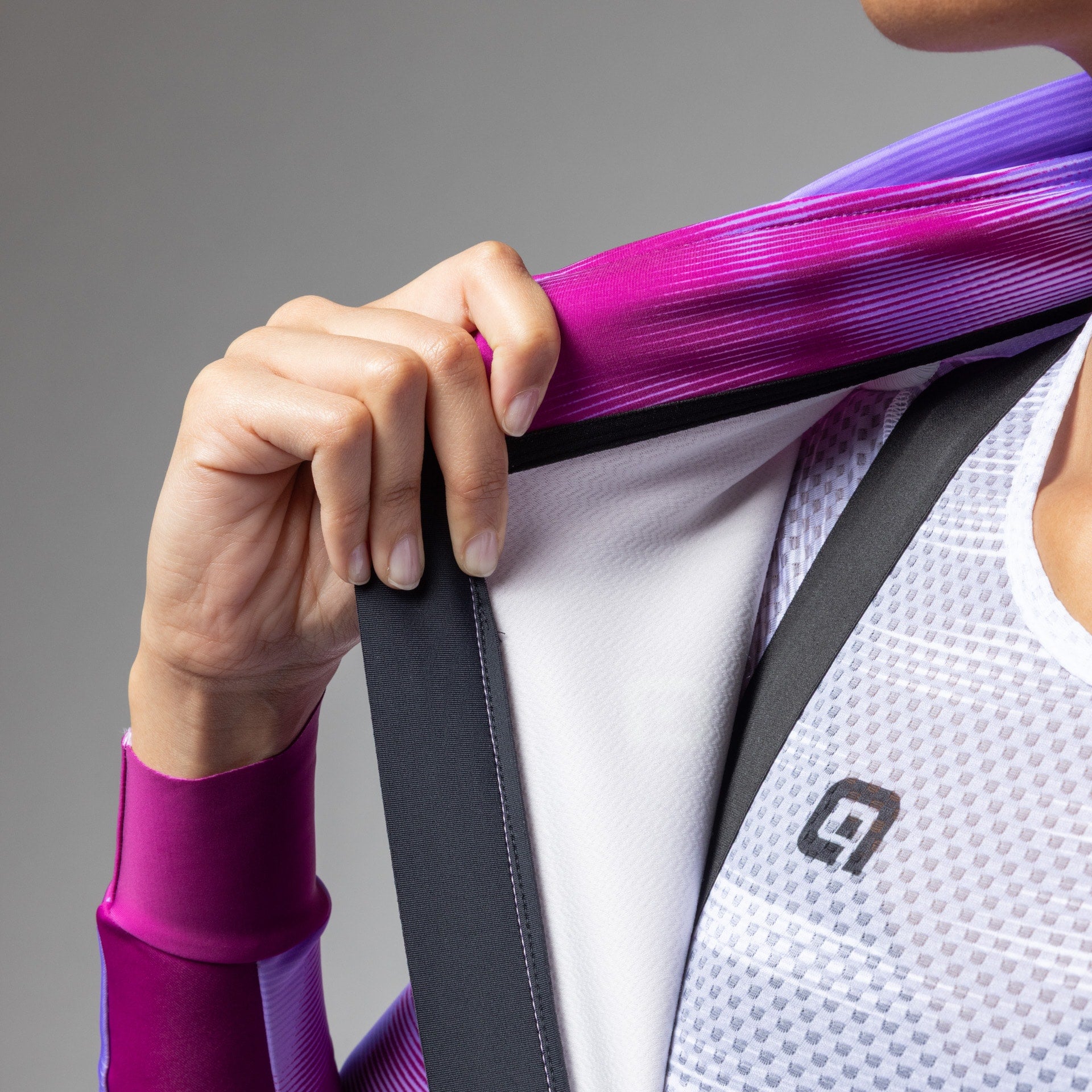 giacca-idrorepellente-donna-al-cycling-event-storm-waves-dwr image 5