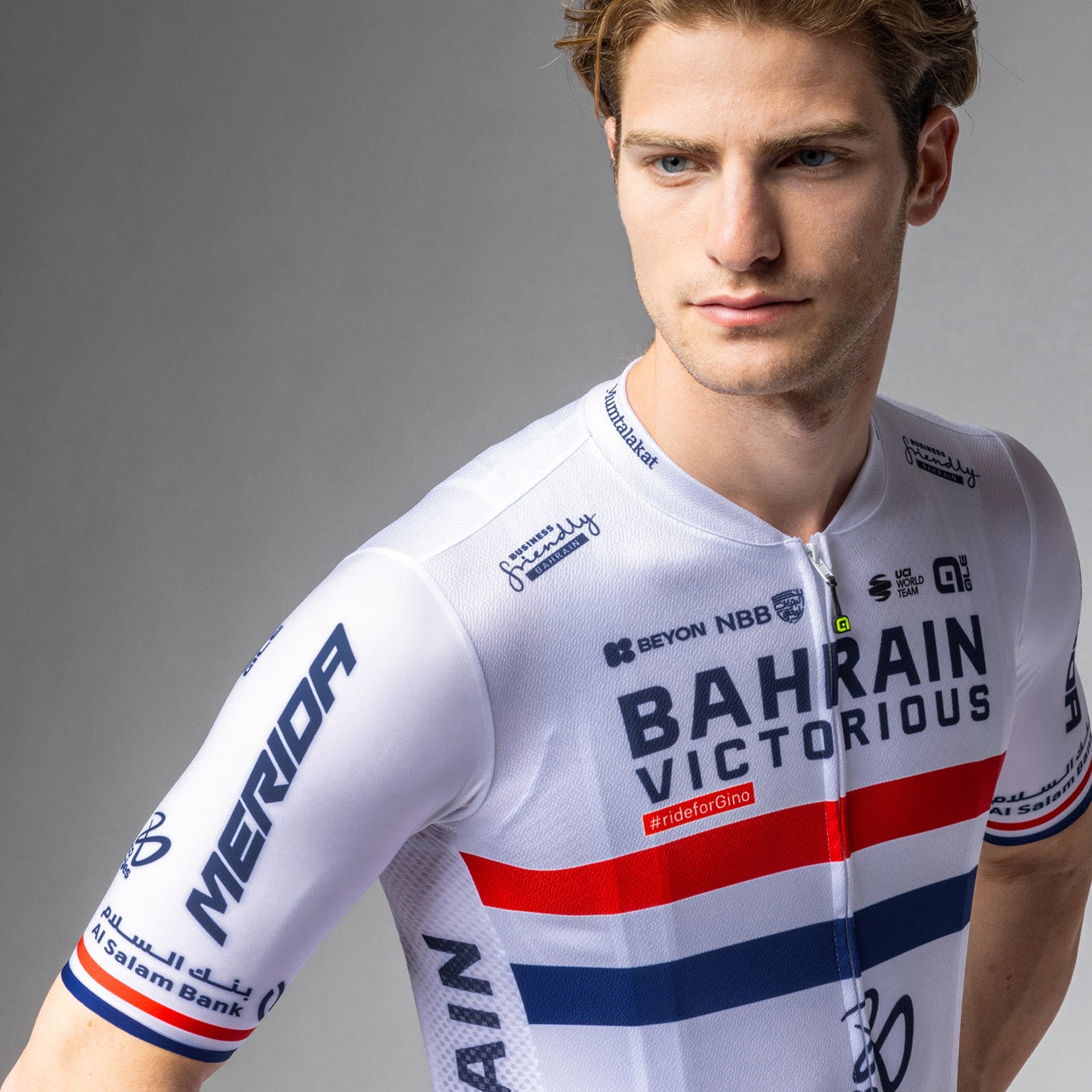al-cycling-maglia-manica-corta-uomo-bahrain-victorious-campione-britannico image 3