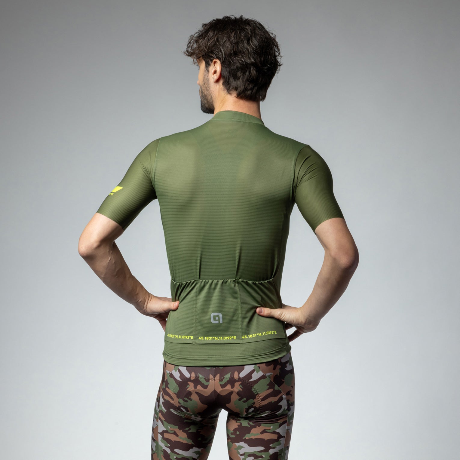 al-cycling-follow-me-maglia-manica-corta-uomo-jersey-estivo-traspirante-con-mani image 8