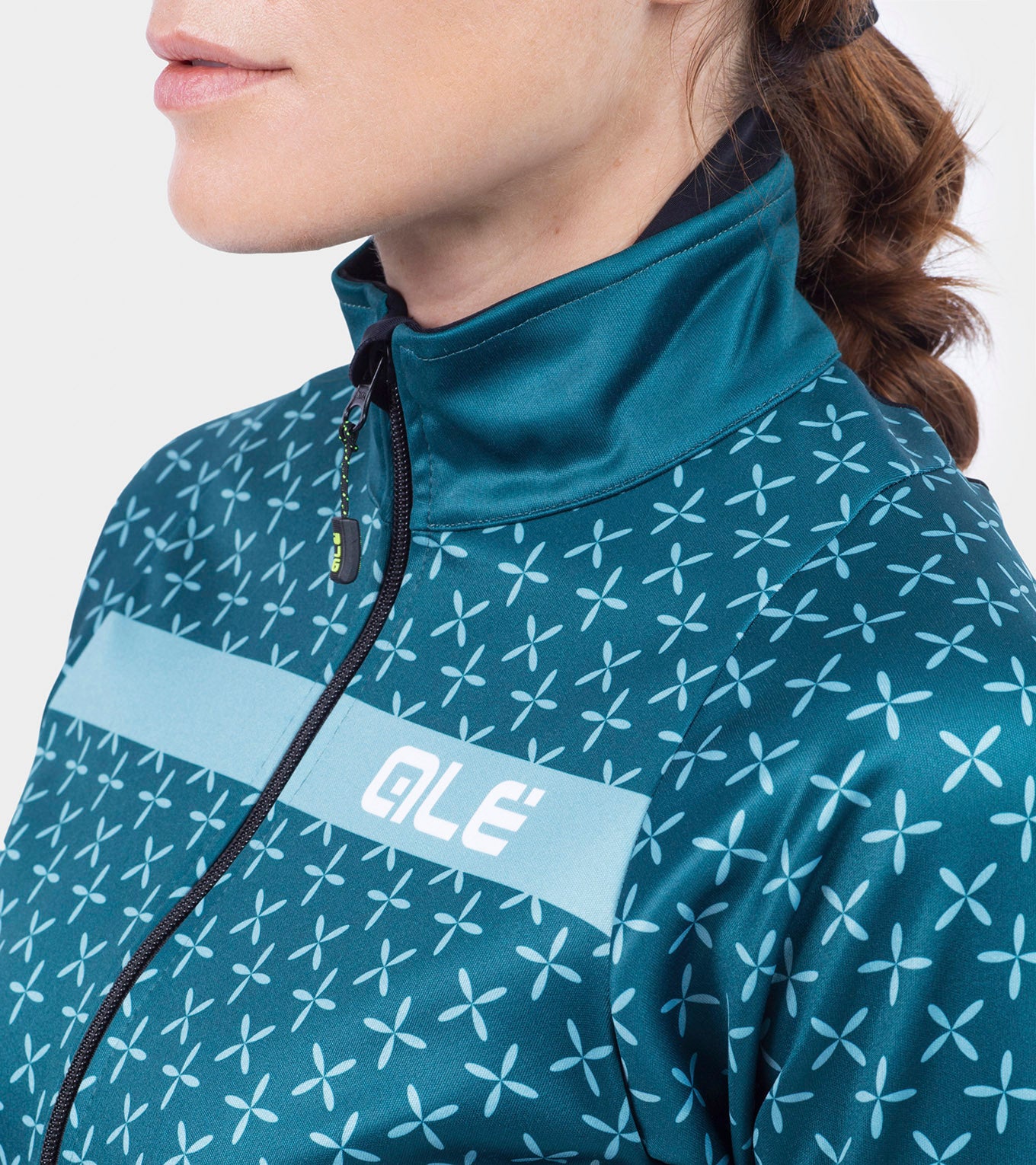 al-cycling-giacca-donna-green-helios-softshell-eco-friendly image 3