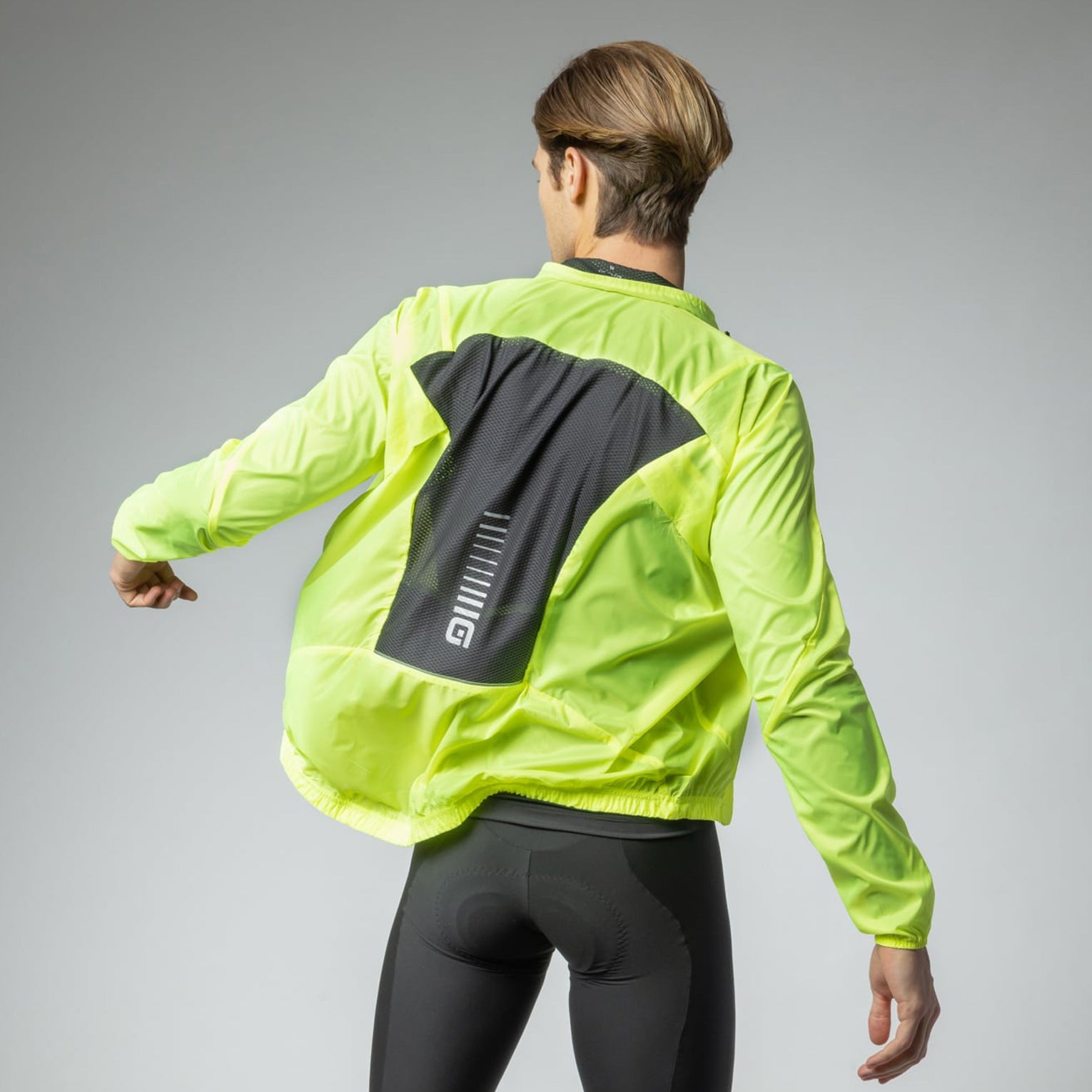al-cycling-light-pack-giacca-uomo-antivento-ciclismo-impacchettabile-traspirante image 7