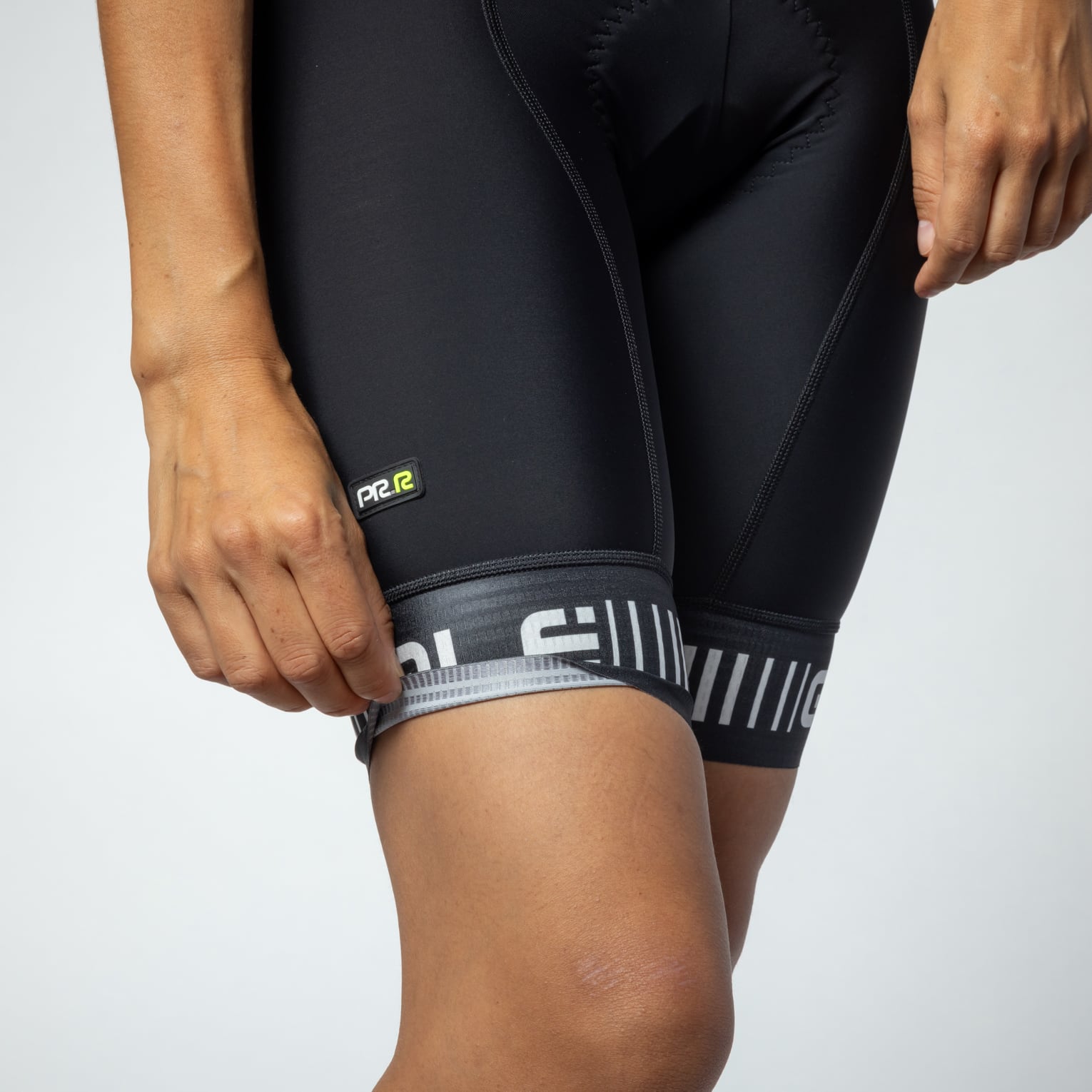 al-cycling-pantaloncino-con-bretelle-donna-strada image 4